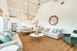 Boats Fishing and Exquisite Decor