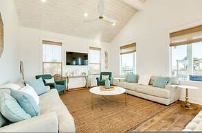 Boats Fishing and Exquisite Decor