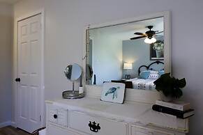 One-of-a-kind Home Near Moody Gardens