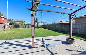 One-of-a-kind Home Near Moody Gardens