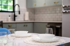 Group Getaway, Modern Cabins Sleep 16, Gatlinburg