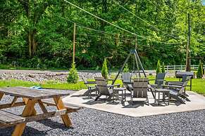 Group Getaway, Modern Cabins Sleep 16, Gatlinburg