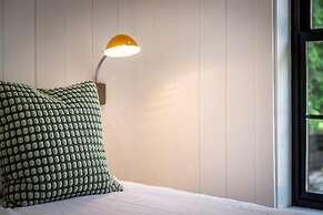 Group Getaway, Modern Cabins Sleep 16, Gatlinburg