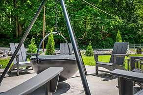 Group Getaway, Modern Cabins Sleep 16, Gatlinburg