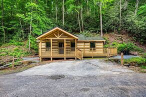 Group Getaway, Modern Cabins Sleep 16, Gatlinburg