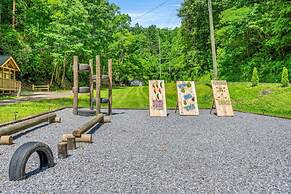 Group Getaway, Modern Cabins Sleep 16, Gatlinburg