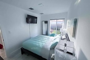 Modern Lux Home 3BR 2BA With Heated Pool
