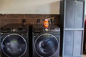 Modern Lux Home 3BR 2BA With Heated Pool