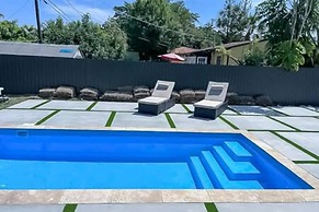 Modern Lux Home 3BR 2BA With Heated Pool
