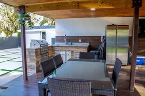 Modern Lux Home 3BR 2BA With Heated Pool