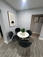 Relaxing 4BR 2BA Home With Wifi and Private Pool in Fabulous Fort Laud