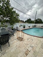 Relaxing 4BR 2BA Home With Wifi and Private Pool in Fabulous Fort Laud