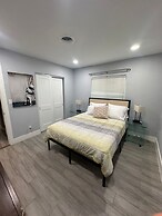 Relaxing 4BR 2BA Home With Wifi and Private Pool in Fabulous Fort Laud