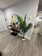 Relaxing 4BR 2BA Home With Wifi and Private Pool in Fabulous Fort Laud