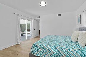 Dreamy 4BR Getaway w Private Pool Luxe Patio in Miramar