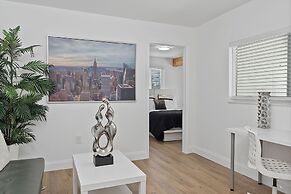 Dreamy 4BR Getaway w Private Pool Luxe Patio in Miramar