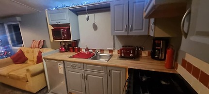 -garden-parking-nearcoast Springs 77