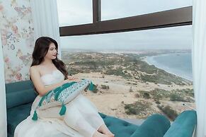 Apec Mandala Cham Bay Hotels & Resorts