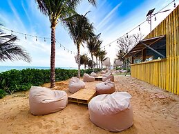 Apec Mandala Cham Bay Hotels & Resorts