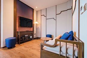 Apec Continental Cham