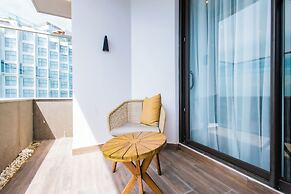 Apec Continental Cham