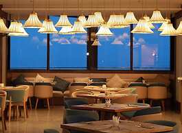 Apec Continental Cham