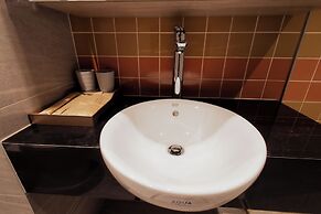 Apec Continental Cham