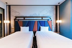 Apec Continental Cham