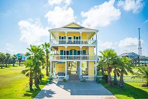 Serenity By the Sea - Great Views in Treasure Isla