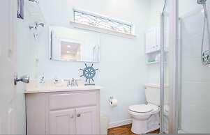 Serenity By the Sea - Great Views in Treasure Isla