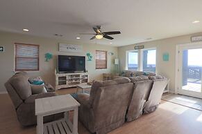 Superb Home With Private Walkover to Beach