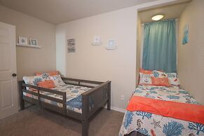 Superb Home With Private Walkover to Beach