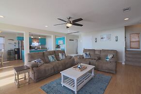 Superb Home With Private Walkover to Beach