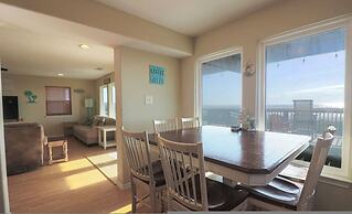 Superb Home With Private Walkover to Beach