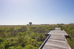 Unforgettable Vacation Getaway in Treasure Island