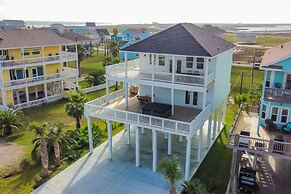 Unforgettable Vacation Getaway in Treasure Island