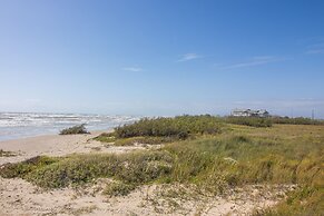 Unforgettable Vacation Getaway in Treasure Island