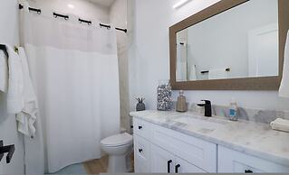 Unforgettable Vacation Getaway in Treasure Island