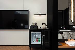 SHENZHENWANXIANGQINGHUAJIUDIAN