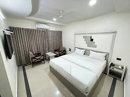 SR Hotel