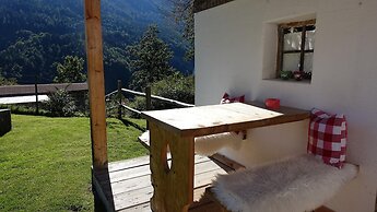 Holiday Home Near Wolfsklamm River