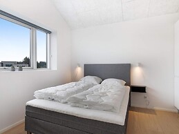 Holiday Home, 950m From sea