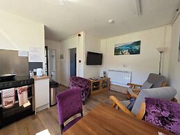 Cosy Apartment That Sleeps 3, Pets Welcome
