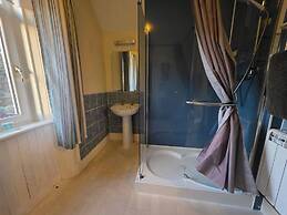 Highland Haven Apartment Sleeps 8