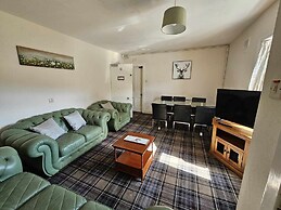 Highland Haven Apartment in Garve