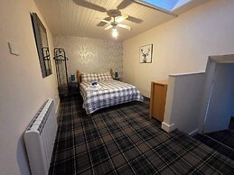 Highland Haven Apartment Sleeps 8