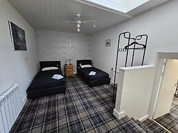 Highland Haven Apartment in Garve