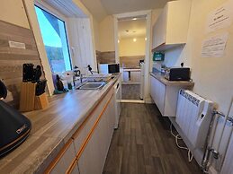 Highland Haven Apartment Sleeps 8