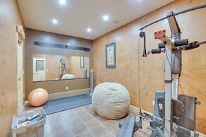 'black Bear Cabin' Near Skiing & Hiking!