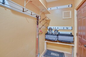 'black Bear Cabin' Near Skiing & Hiking!